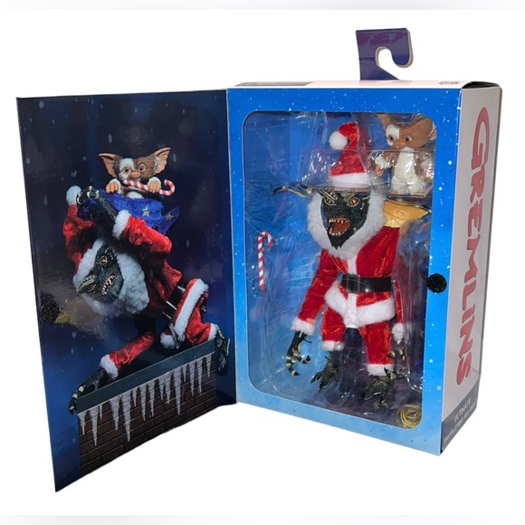 NECA Ultimate Santa Stripe & Gizmo & Winter Gremlins 2 Pack Set 1 Action Figures - Picture 2 of 15